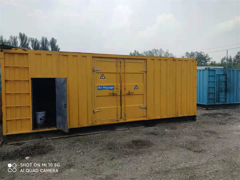 阳西200KW柴油发电机组需要配备什么型号的电缆线？