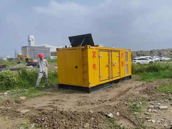 阳西200KW柴油发电机机组每小时的油耗量受哪些因素影响？