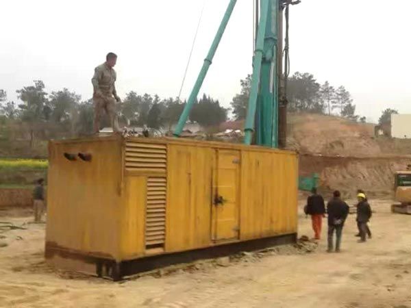 阳西如何判断水冷式机油散热器密封件是否需要更换？